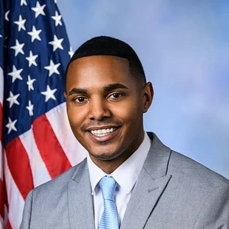 Profile picture of Ritchie John Torres